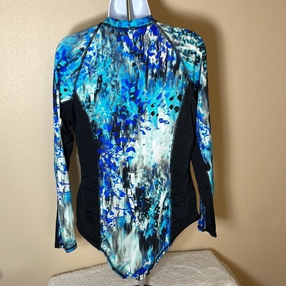 SWIM Suit Size 2XL - Picture 5 of 9
